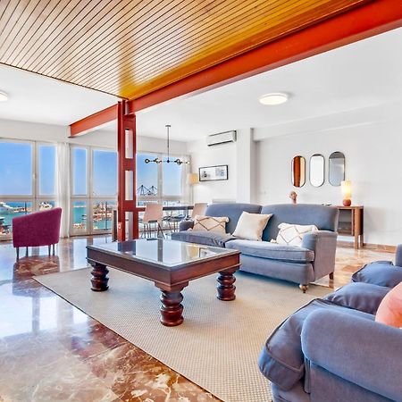 Apt Alameda De Colon Solo Familias Málaga Exteriör bild